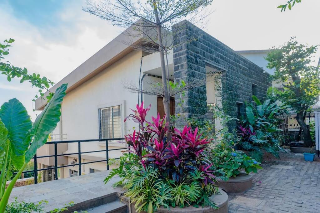 Par-X Mist View 9A Garden Villa 3Bhk Lonavala Buitenkant foto